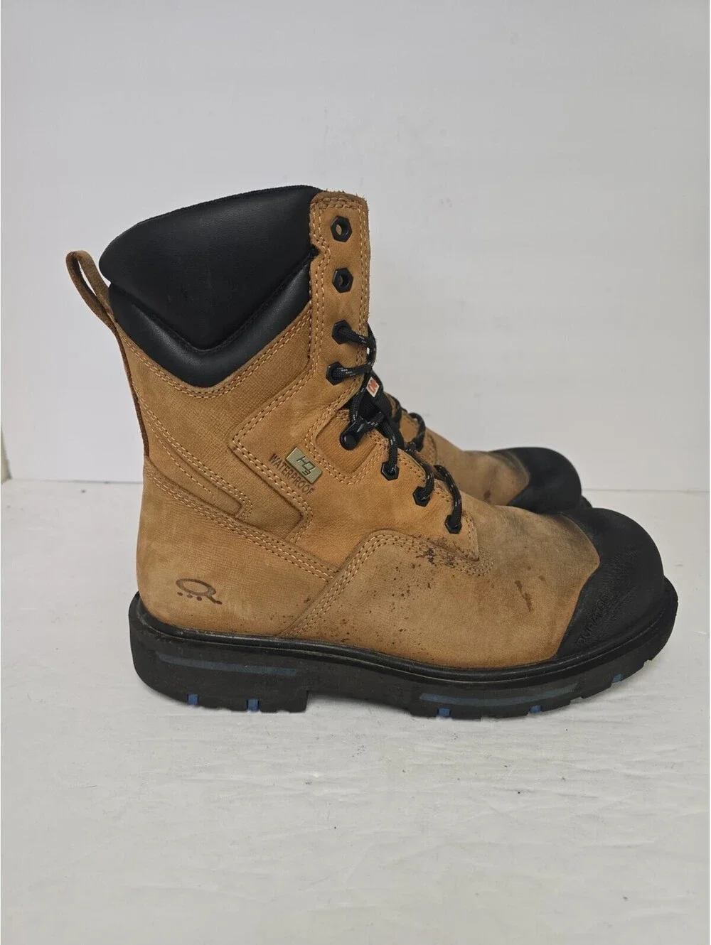 Dakota Men's 8